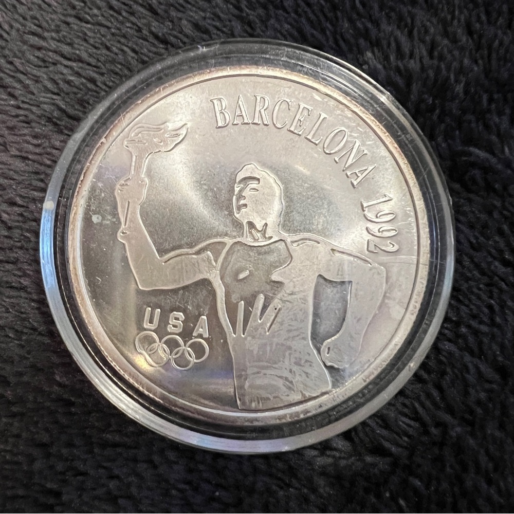 1992 Barcelona Silver Commemorative Coin